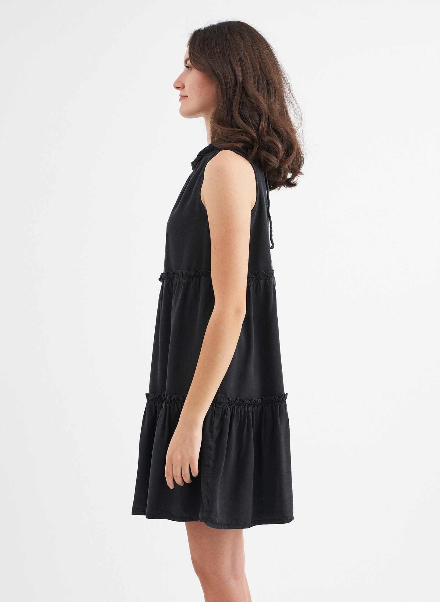 FLORA - Pleated Tencel™ Dress - Black