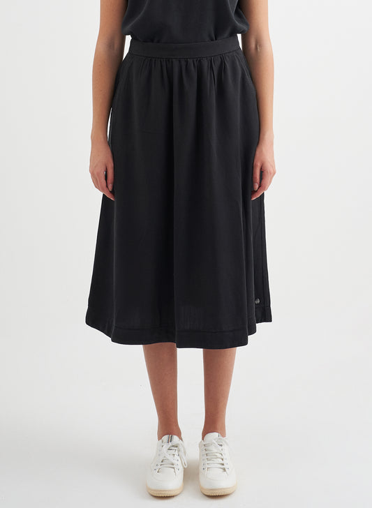 RINA - Long Pleated Tencel™ Skirt - Black
